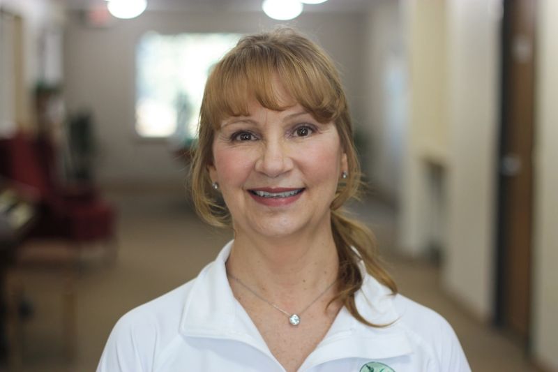 Team member at the Meadows on Sycamore Sioux Falls retirement community